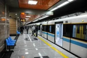 مترو فرودگاه مهرآباد تعطیل شد