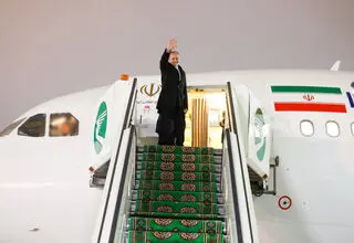 پزشکیان راهی تهران شد 