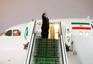 پزشکیان راهی تهران شد 