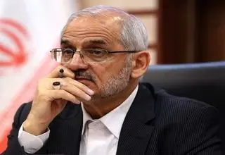 حاجی میرزایی هیچ نسبت فامیلی با محصولی و ولایتی ندارد 