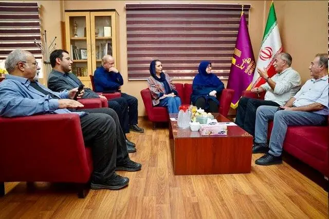 بازدید سخنگوی دولت از خانه سینما به مناسبت روز ملی سینما