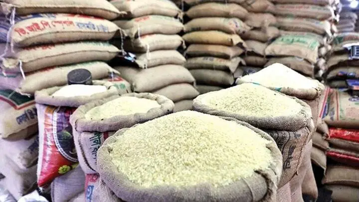 کشف ۲ تن برنج احتکار شده در این شهر