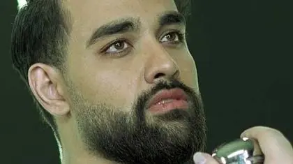 جنبش کوتاهی مو با آهنگ «باهام بد تا کرد»