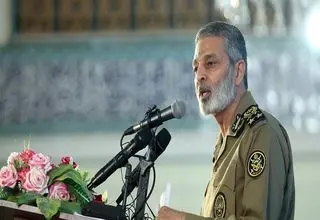 فرمانده کل ارتش: با مداوای شناختی می‌توانیم افراد را بازگردانیم