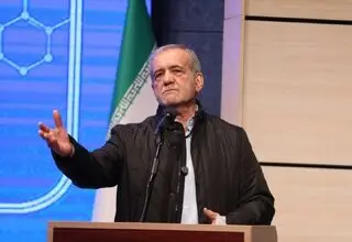 پزشکیان: می‌توان مردم را در مدیریت پروژه‌های ساخت مسکن مشارکت داد