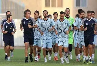 می‌زنه یا نمی‌زنه؟!