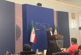 با گفتن حقیقت، سمت درست تاریخ را انتخاب می‌کنید