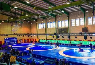 نقره سنگین وزن کشتی فرنگی جوانان برای آذربایجان شرقی