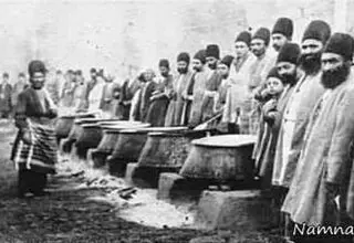عکس/ مراسم پختن آش نذری روز اربعین ناصرالدین شاه قاجار حدود ۱۴۰ سال پیش