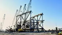 انجام عملیاتRoll-Up جکت سکوی پروژه فرزاد ب در یارد خرمشهر  