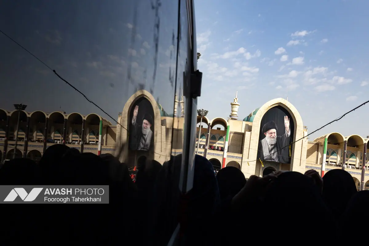 نخستین روز مراسم وداع با رهبر شهید انقلاب - ۳