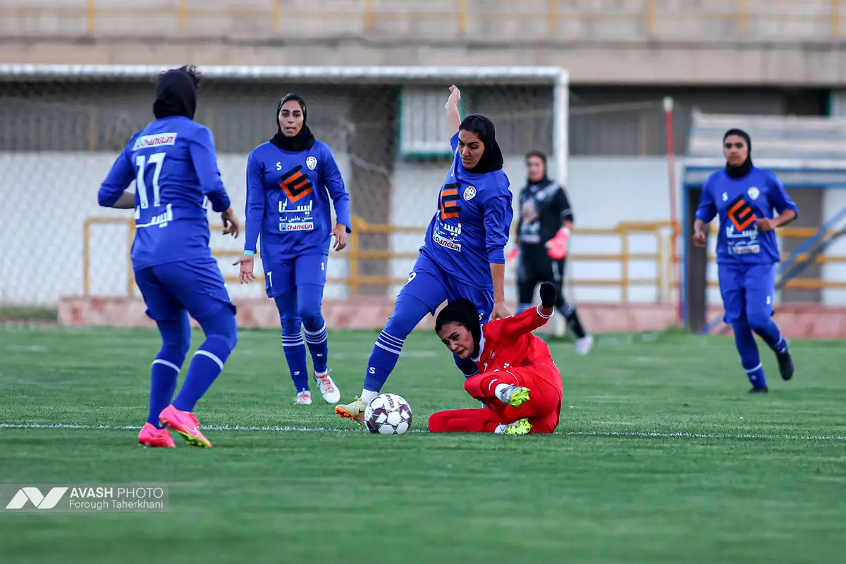 لیگ برتر فوتبال زنان- ایستا البرز و پرسپولیس