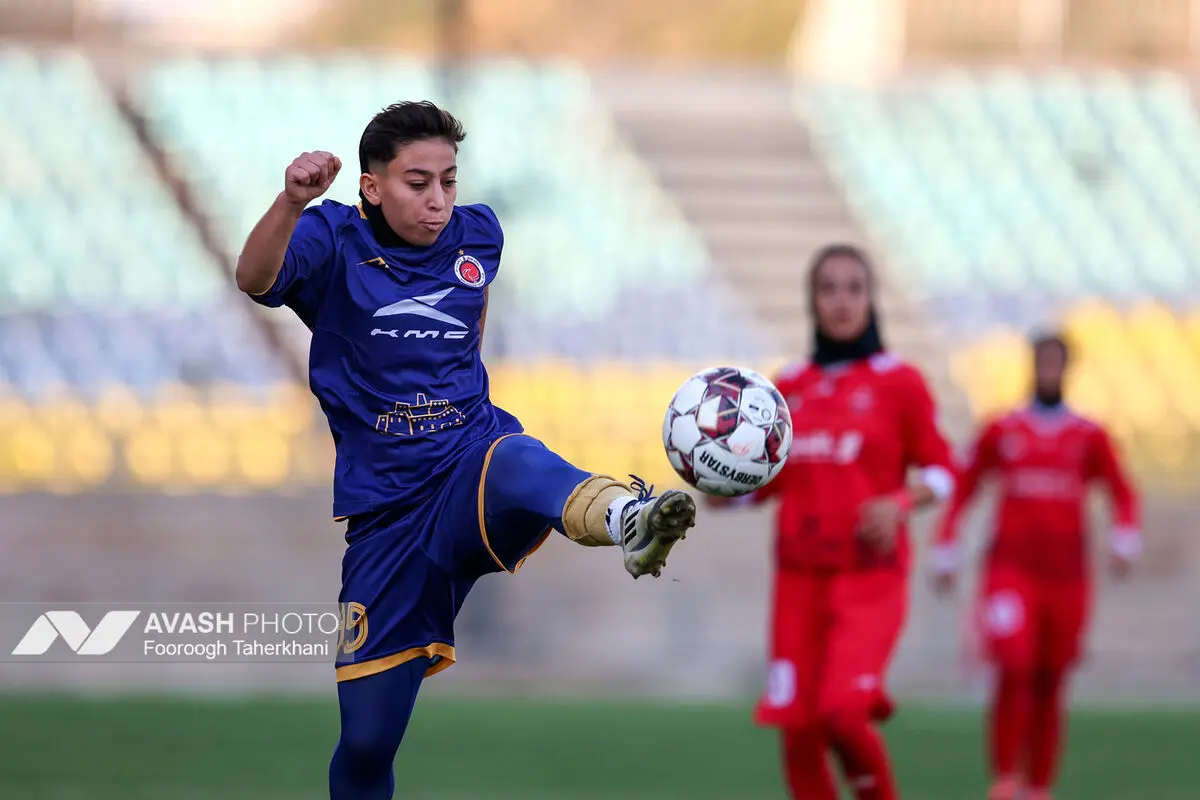 لیگ برتر فوتبال زنان - پرسپولیس و خاتون بم