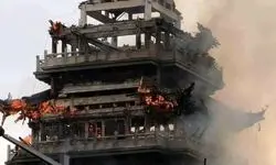 معبد ۱۵۰۰ ساله کاملاً در آتش سوخت + عکس