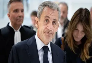 نیکولا سارکوزی آزاد شد