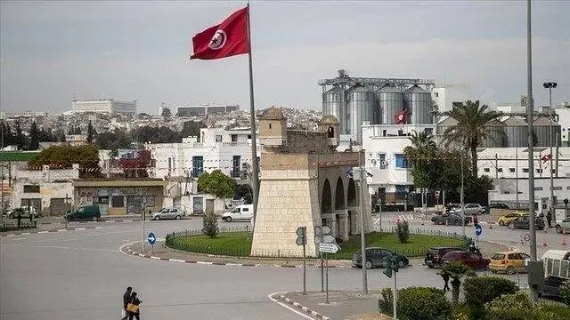 تونس برای فرانسه خط و نشان کشید
