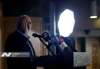 ظریف: جهانگیری سنگر اعتدال در دولت بود/ سرمایه ایران که همان مردم و مدیران هستند را پاس نداشتیم 