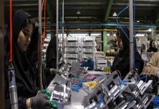 دستور ستاد تسهیل و رفع موانع تولید به بانک مرکزی برای کاهش محدودیت‌های بانکی