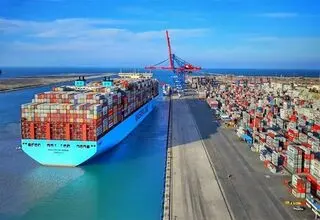 انجام عملیات تخلیه و بارگیری ۲۲۰ میلیون تن کالا در بنادر 