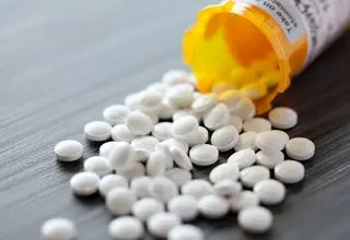 شناسایی و انهدام کارگاه تولید قرص‌های مخدر و روانگردان در شهریار