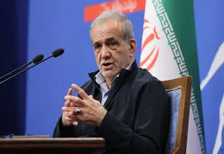 بررسی مجوزهای صنعتی و تولیدی مناطق دریایی به دستور رئیس‌ جمهور
