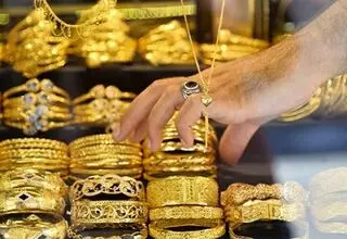 اعلام قیمت طلا و سکه در بازار؛ هر گرم طلای ۱۸عیار  ۱۰ میلیون و ۴۵۷ هزار تومان 
