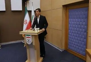 دبیرکل فدراسیون فوتبال: با وجود VAR داوران حق اشتباه ندارند