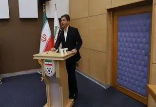 دبیرکل فدراسیون فوتبال: با وجود VAR داوران حق اشتباه ندارند