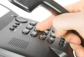 دانش آموزان با خط ملی ۱۵۷۰ تماس بگیرند