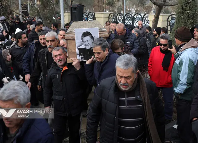 مراسم تشییع پیکر «رضا رویگری»
