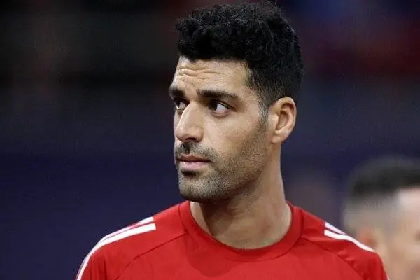 ماشین لوکس طارمی سوژه رسانه یونانی شد