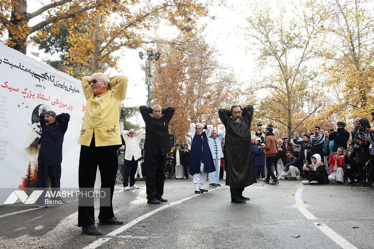 همايش بايبزى تاكج