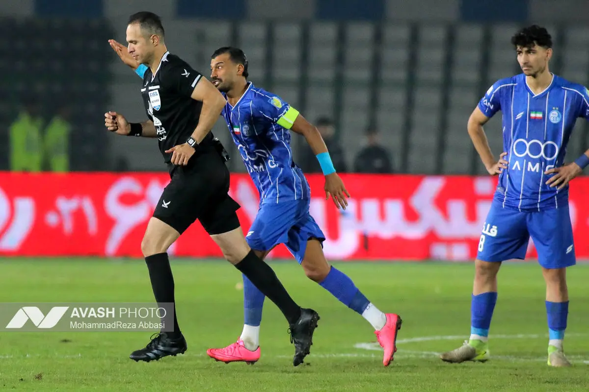 لیگ برتر فوتبال؛ استقلال- فولاد