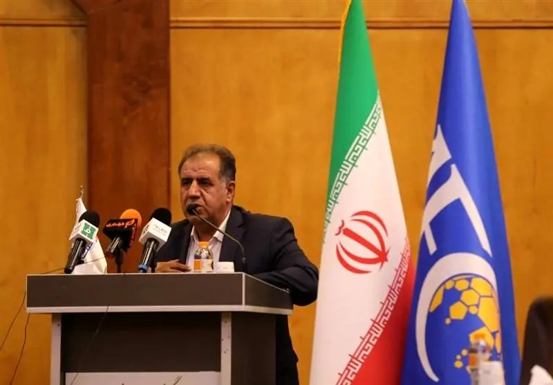 خسروی: می‌توانیم از پیشکسوتان داوری به‌ عنوان ناظران ویژه استفاده کنیم