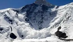 برف و بهمن در ارتفاعات/از کوهنوردی بپرهیزید