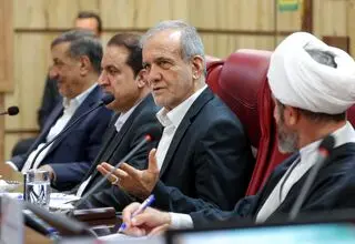 پزشکیان: مردم ایران هیچ‌گاه زیر بار زور نخواهند رفت