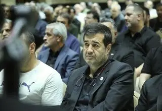 حضور وزیر ورزش در مراسم ترحیم عکاس ورزشی 