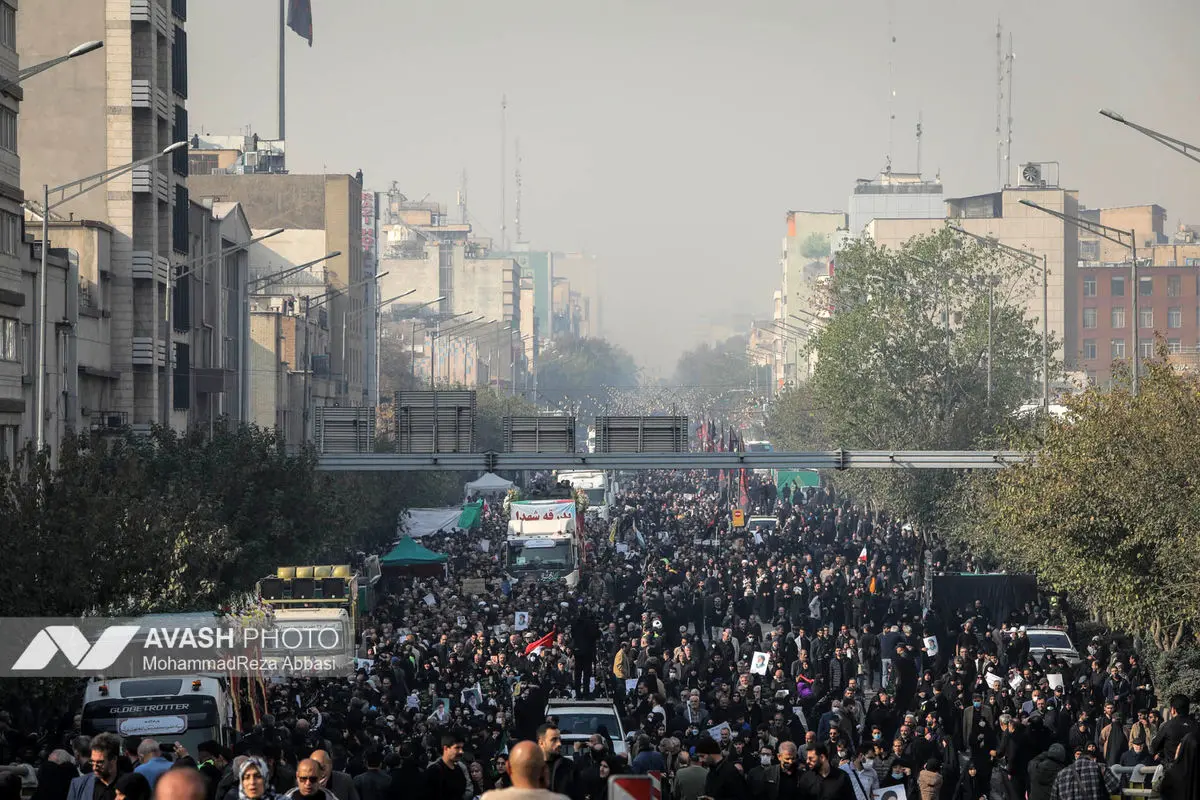 مراسم تشییع پیکرهای ۱۰۰ شهید گمنام - تهران