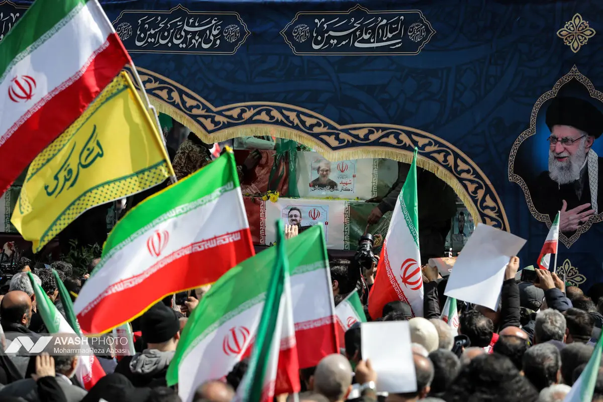 مراسم تشییع «علی لاریجانی»، «غلامرضا سلیمانی» و قهرمانان «ناو دنا»