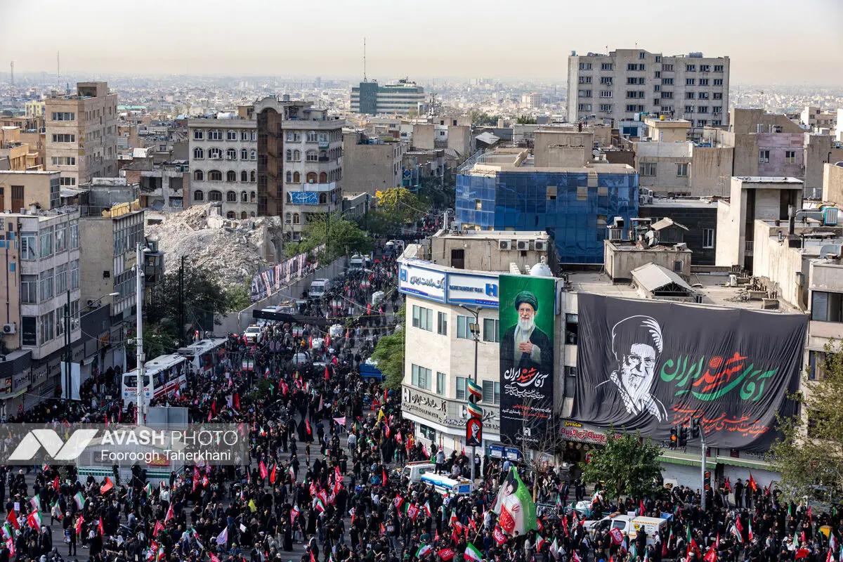 مراسم تشییع پیکر مطهر رهبر شهید انقلاب در تهران - ۴
