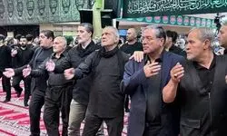 حضور رئیس جمهور در مراسم شام غریبان + عکس 