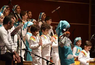 ارکستر کودکان کار تشکیل می‌شود
