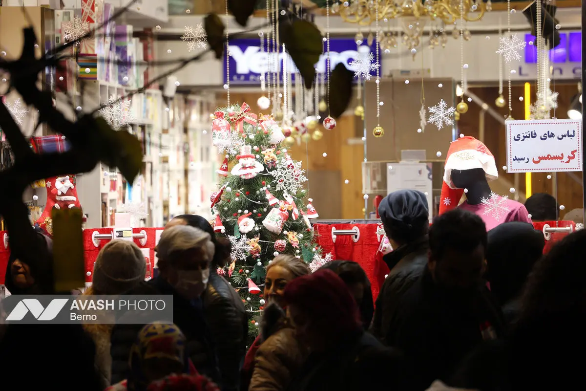 حال و هوای شب کریسمس - تهران