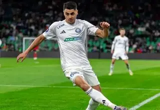 خرید بزرگ استقلال 