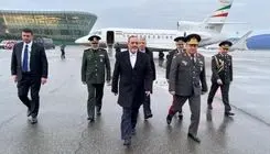 وزیر دفاع و پشتیبانی نیروهای مسلح وارد باکو شد