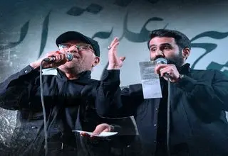 نماهنگ این «قافله عزم کرب و بلا دارد»  با صدای حاج صادق آهنگران و حسین طاهری/ ببینید