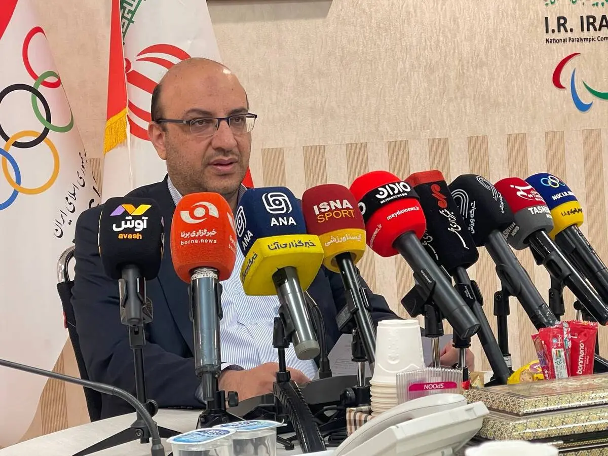 علی نژاد: عدم حضور خبرنگاران باعث شد اعضا راحت‌تر صحبت کنند! 