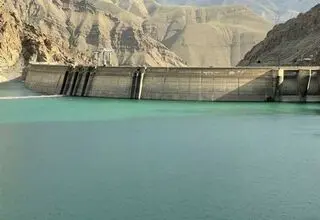 با تحقق میانگین بلندمدت بارش‌ها در کشور فاصله داریم