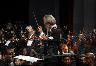 ارکستر ملی ایران با «گلگون» روی صحنه می‌رود