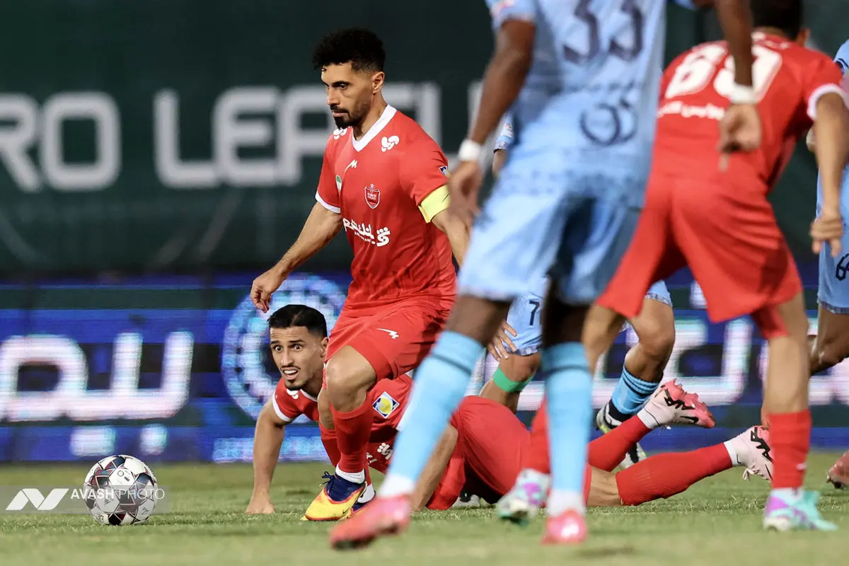 چادرملو و پرسپولیس